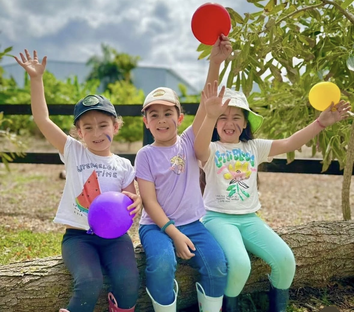 Momento de aventura y convivencia en Campamento Explora